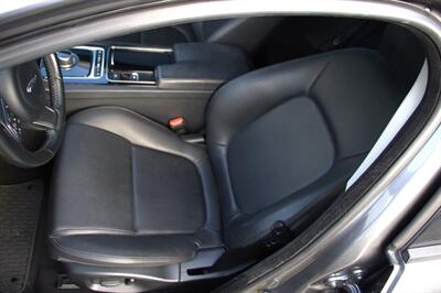 2018 Jaguar XE 20d Premium  ***DIESEL*** - Photo 32 - Dublin, CA 94568