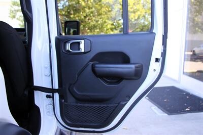 2018 Jeep Wrangler Unlimited Sport  ***ONE OWNER*** - Photo 17 - Dublin, CA 94568