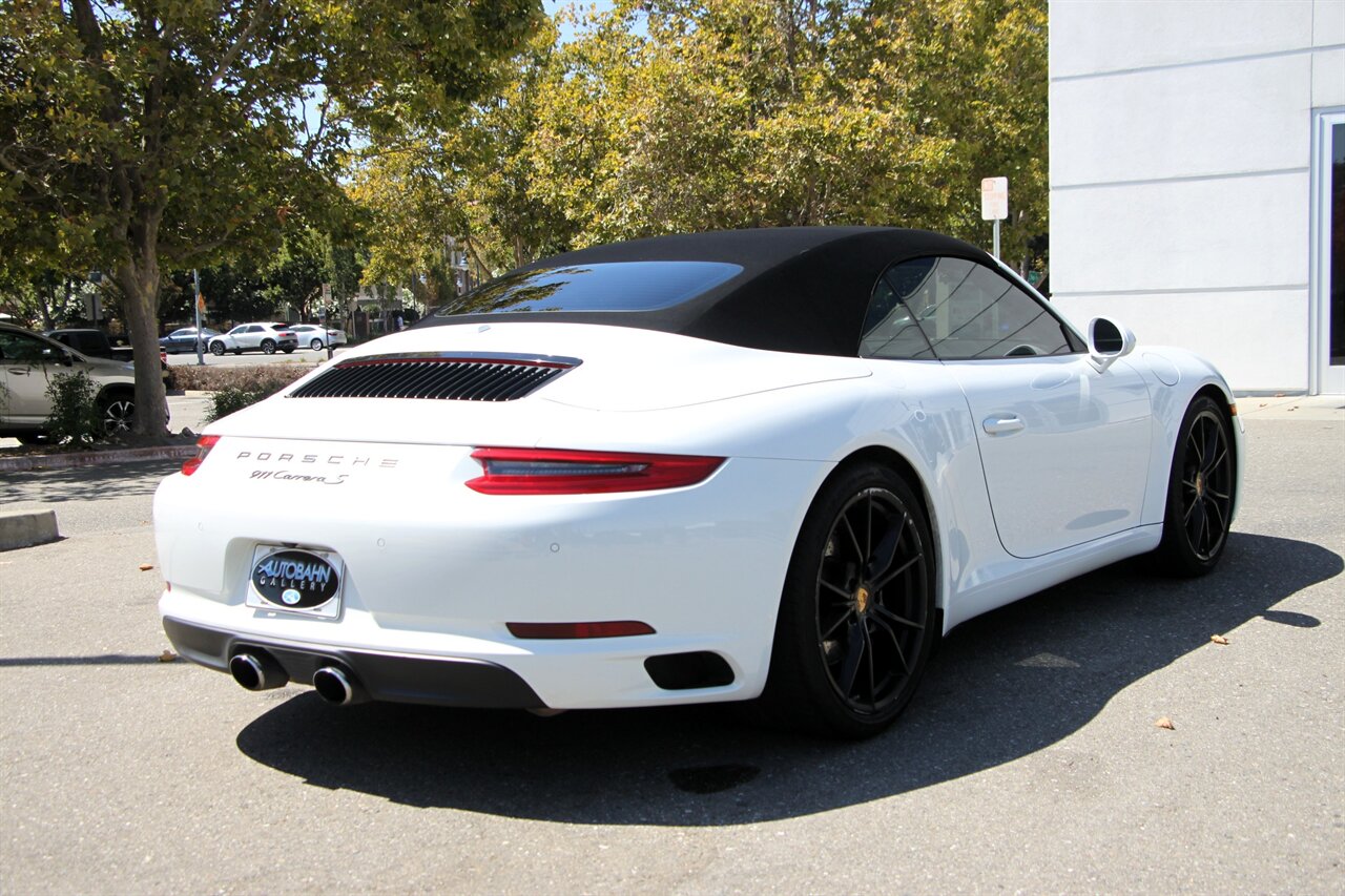 2017 Porsche 911 4S 4 GTS photo 6