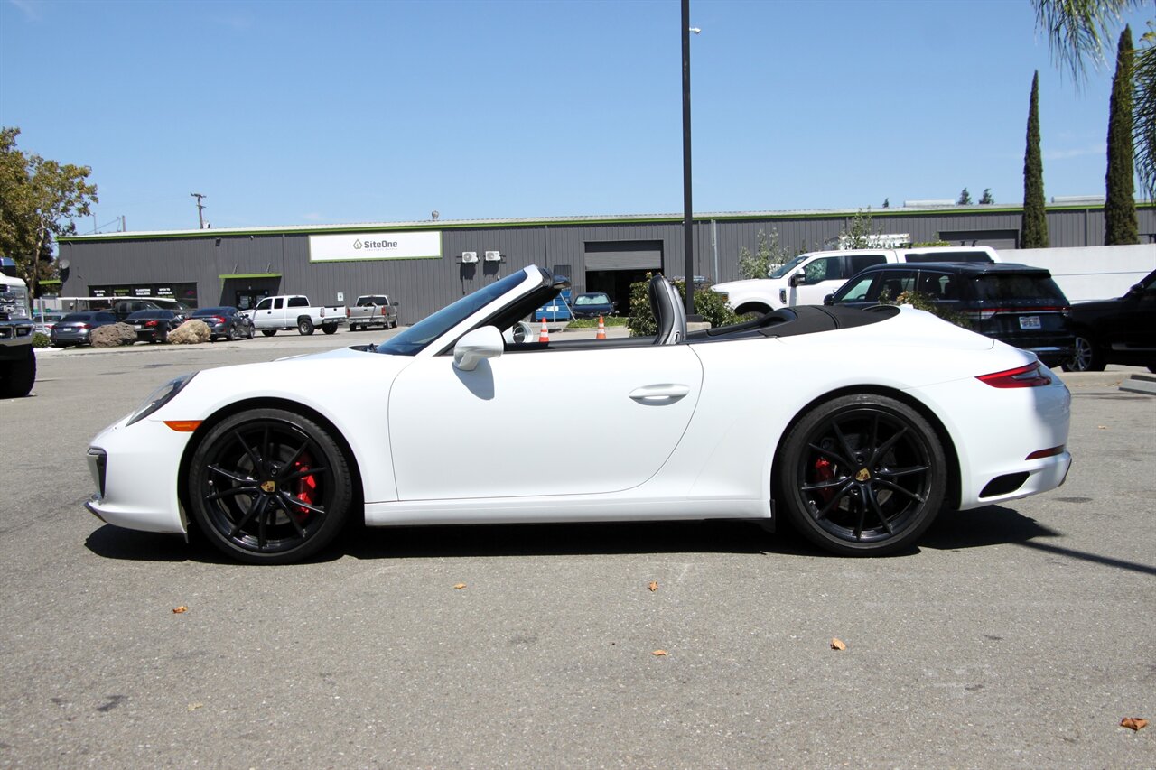 2017 Porsche 911 4S 4 GTS photo 9