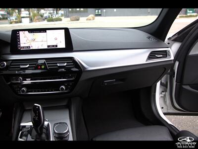 2019 BMW 5 Series 530e iPerformance  ***M Sport Package*** - Photo 29 - Dublin, CA 94568