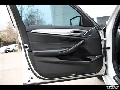 2019 BMW 5 Series 530e iPerformance  ***M Sport Package*** - Photo 31 - Dublin, CA 94568
