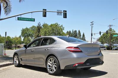 2022 Genesis G70 2.0T   - Photo 8 - Dublin, CA 94568