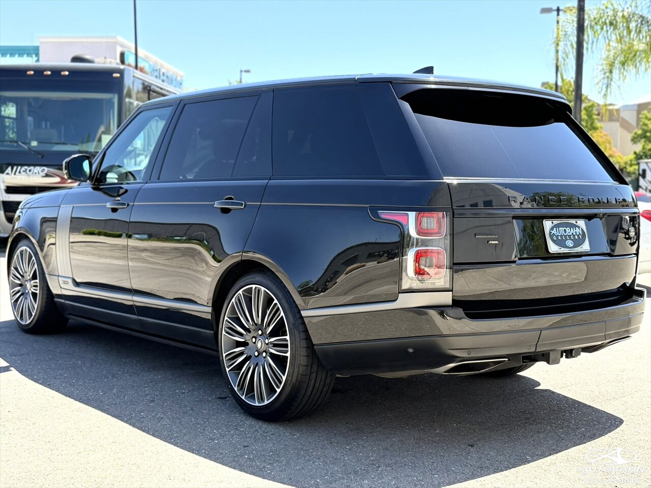 2020 Land Rover Range Rover Autobiography LWB - Photo 8 - Dublin, CA 94568