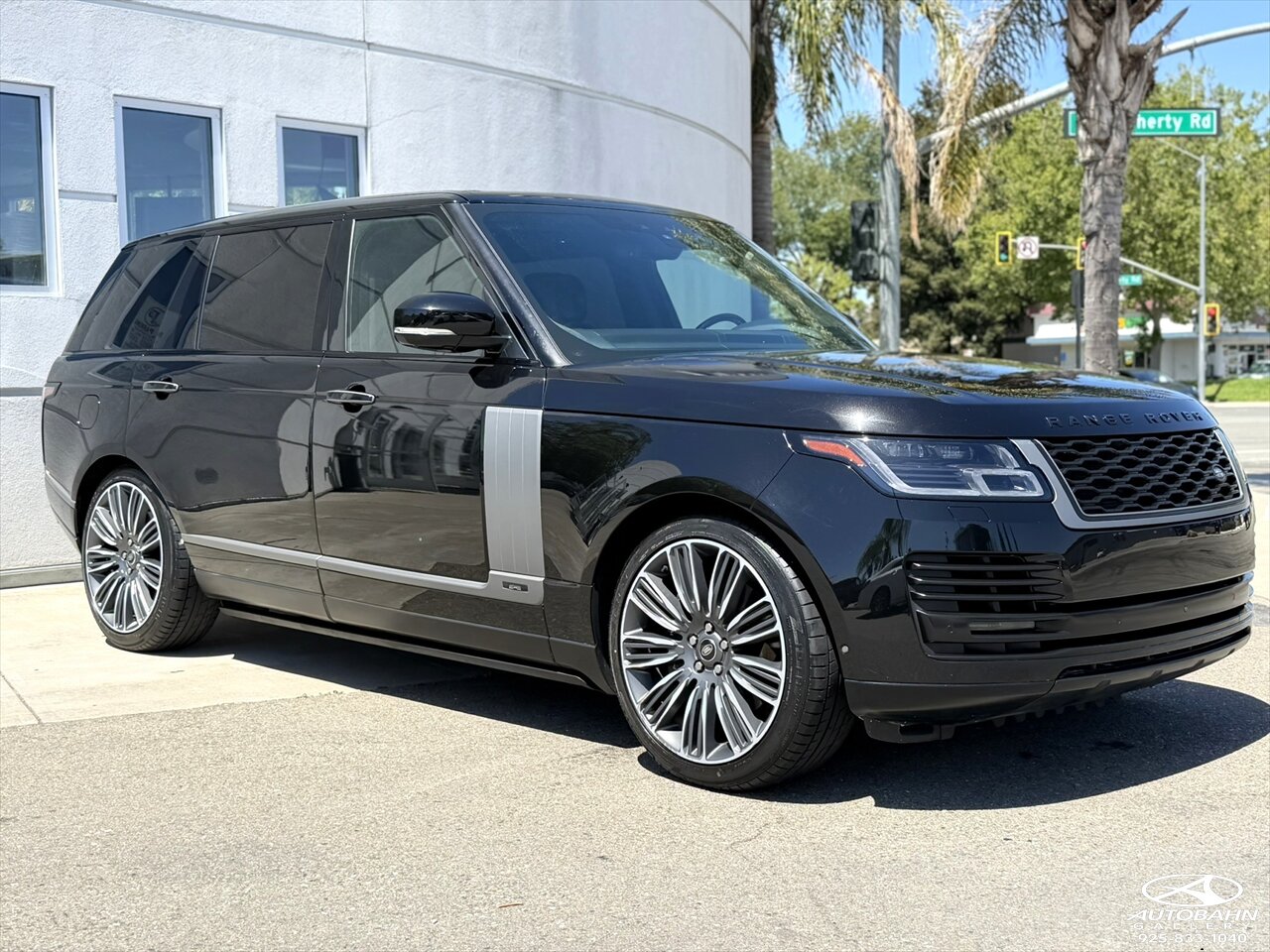 2020 Land Rover Range Rover Autobiography LWB - Photo 3 - Dublin, CA 94568