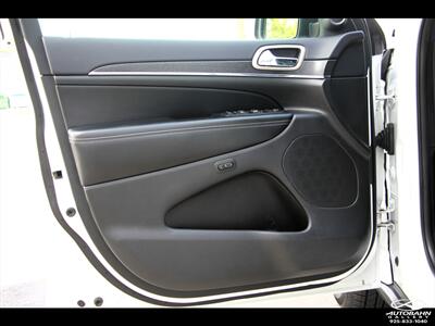 2017 Jeep Grand Cherokee Limited  ***ONE-OWNER***  ***LUXURY GROUP II*** - Photo 33 - Dublin, CA 94568