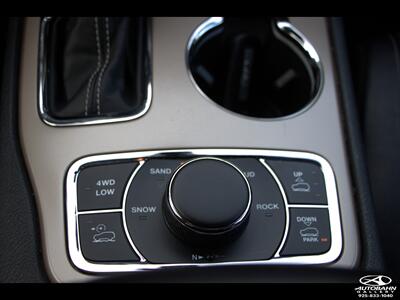 2017 Jeep Grand Cherokee Limited  ***ONE-OWNER***  ***LUXURY GROUP II*** - Photo 19 - Dublin, CA 94568