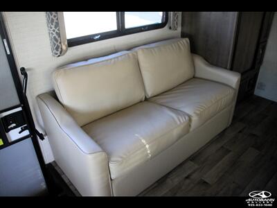 2020 Jayco REDHAWK 31F   - Photo 22 - Dublin, CA 94568