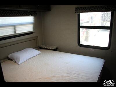 2020 Jayco REDHAWK 31F   - Photo 27 - Dublin, CA 94568