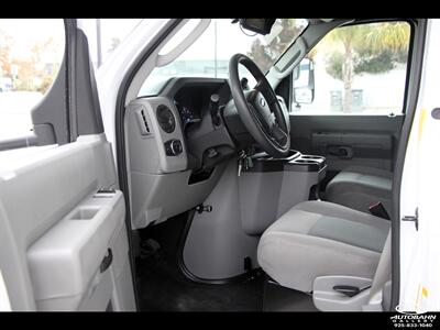 2023 Forest River Sunseeker 3250LE E-450 FORD CHASSIS ***BUNK-BED*** - Photo 17 - Dublin, CA 94568