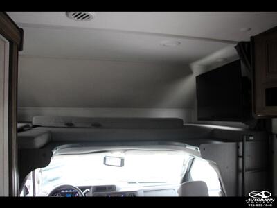 2023 Forest River Sunseeker 3250LE E-450 FORD CHASSIS ***BUNK-BED*** - Photo 36 - Dublin, CA 94568