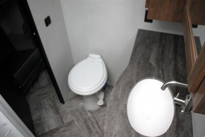 2023 Forest River Sunseeker 3250LE E-450 FORD CHASSIS  ***BUNK-BED*** - Photo 31 - Dublin, CA 94568