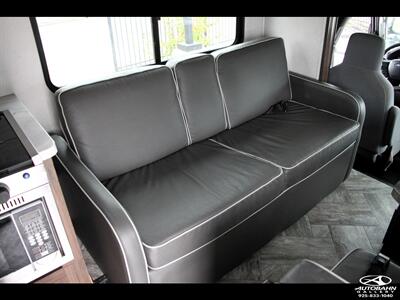 2023 Forest River Sunseeker 3250LE E-450 FORD CHASSIS ***BUNK-BED*** - Photo 24 - Dublin, CA 94568