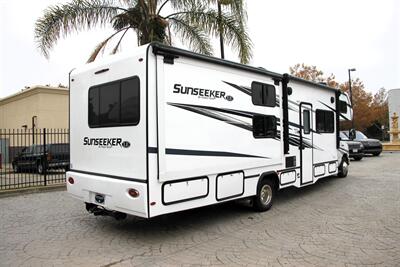 2023 Forest River Sunseeker 3250LE E-450 FORD CHASSIS  ***BUNK-BED*** - Photo 9 - Dublin, CA 94568