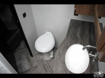 2023 Forest River Sunseeker 3250LE E-450 FORD CHASSIS ***BUNK-BED*** - Photo 31 - Dublin, CA 94568