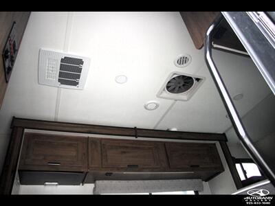 2023 Forest River Sunseeker 3250LE E-450 FORD CHASSIS ***BUNK-BED*** - Photo 35 - Dublin, CA 94568