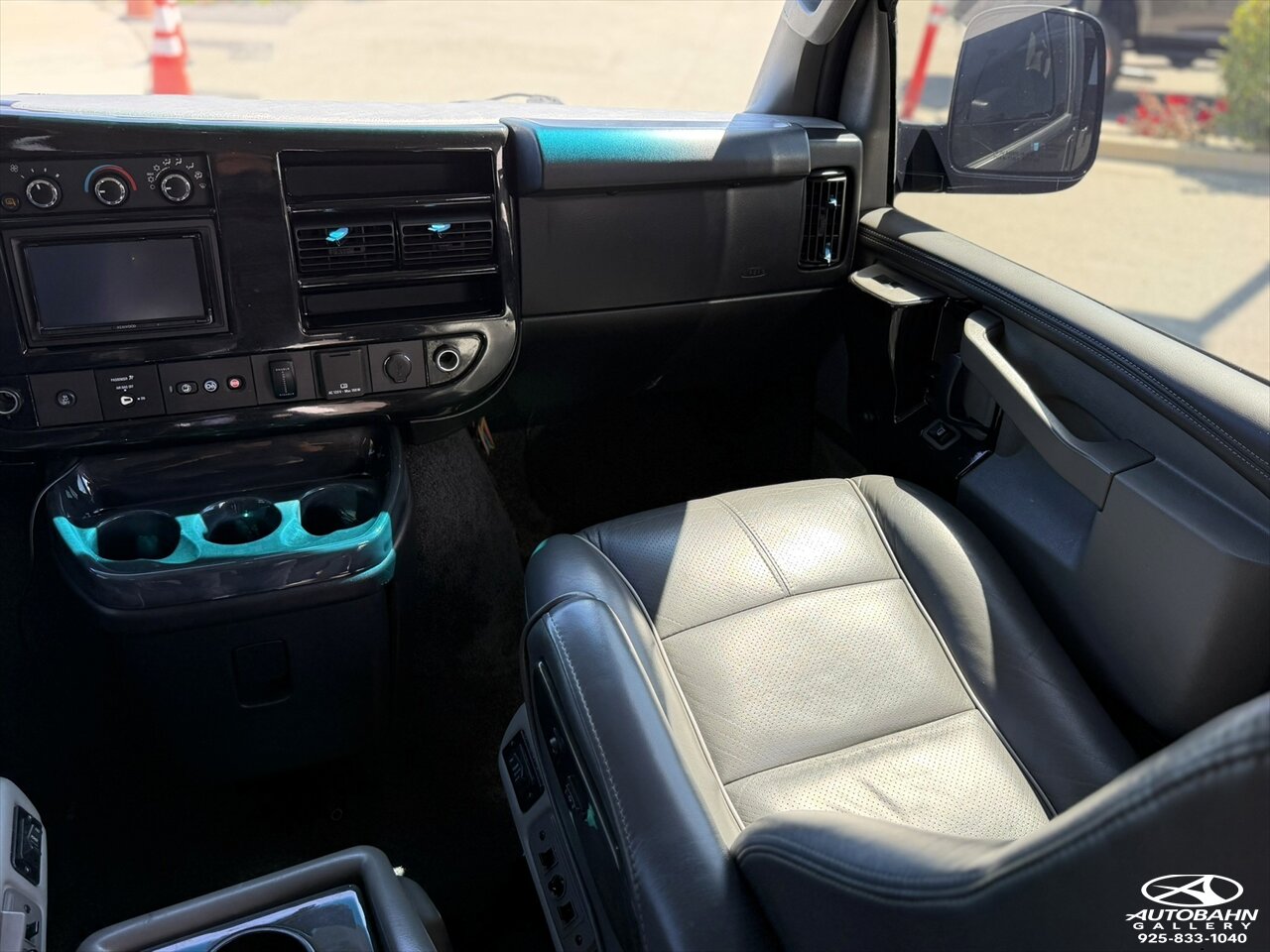 2017 GMC Savana 2500 - Photo 17 - Dublin, CA 94568
