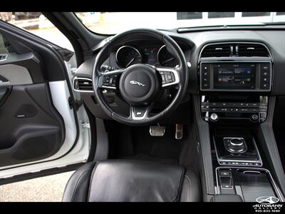 2018 Jaguar F-PACE S   - Photo 48 - Dublin, CA 94568