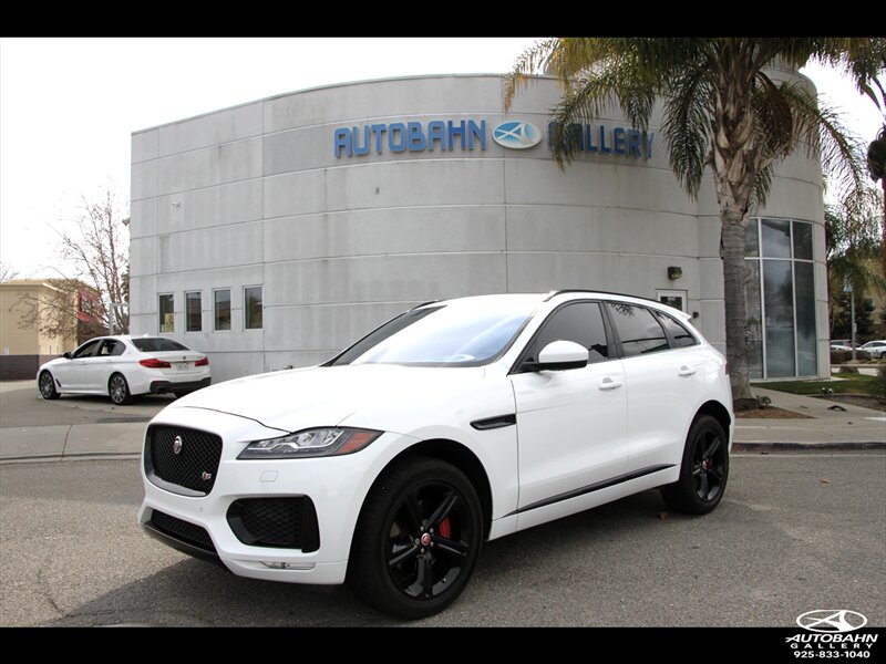2018 Jaguar F-PACE S  
