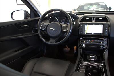 2017 Jaguar XE 25t   - Photo 34 - Dublin, CA 94568