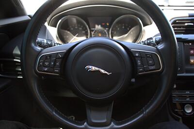 2017 Jaguar XE 25t   - Photo 19 - Dublin, CA 94568
