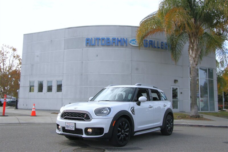 2019 MINI Countryman Cooper S  **CLASSIC TRIM**