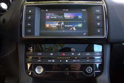 2017 Jaguar F-PACE 20d Prestige  ***DIESEL*** - Photo 24 - Dublin, CA 94568