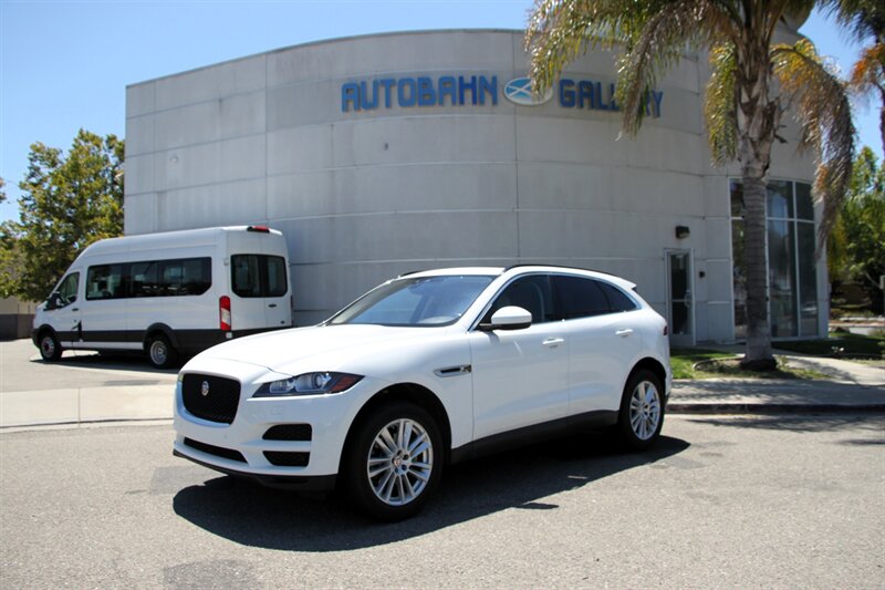 2017 Jaguar F-PACE 20d Prestige ***DIESEL***  