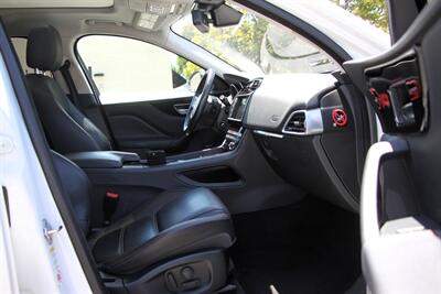 2017 Jaguar F-PACE 20d Prestige  ***DIESEL*** - Photo 18 - Dublin, CA 94568