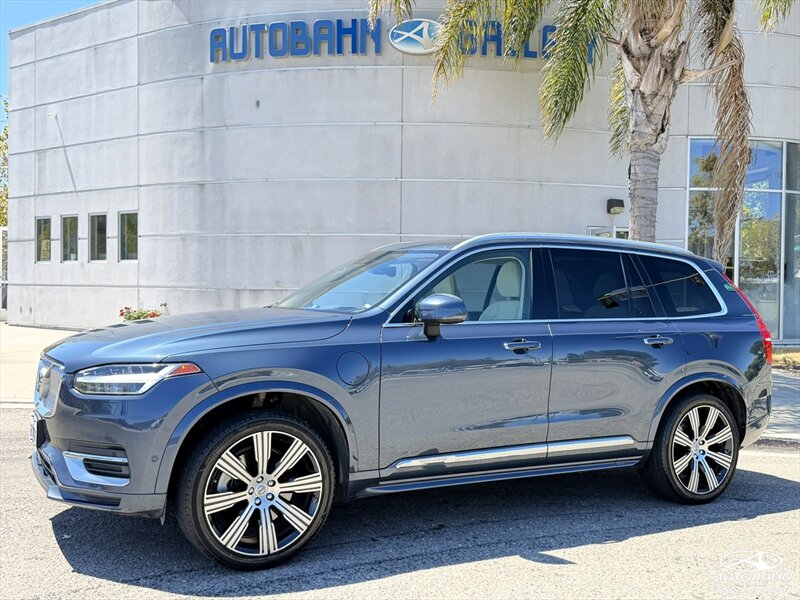 2022 Volvo XC90 Recharge T8 Inscription 6P  ***ONE-OWNER***