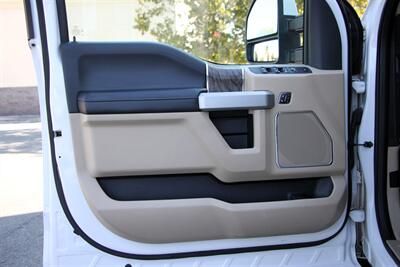 2019 Ford F-350 Super Duty Lariat  ***ONE OWNER*** - Photo 12 - Dublin, CA 94568