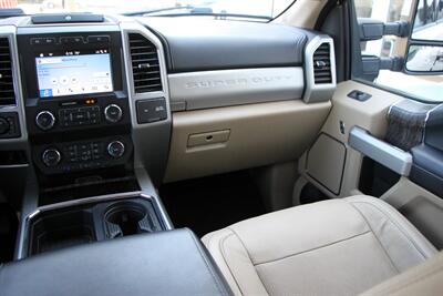 2019 Ford F-350 Super Duty Lariat  ***ONE OWNER*** - Photo 38 - Dublin, CA 94568