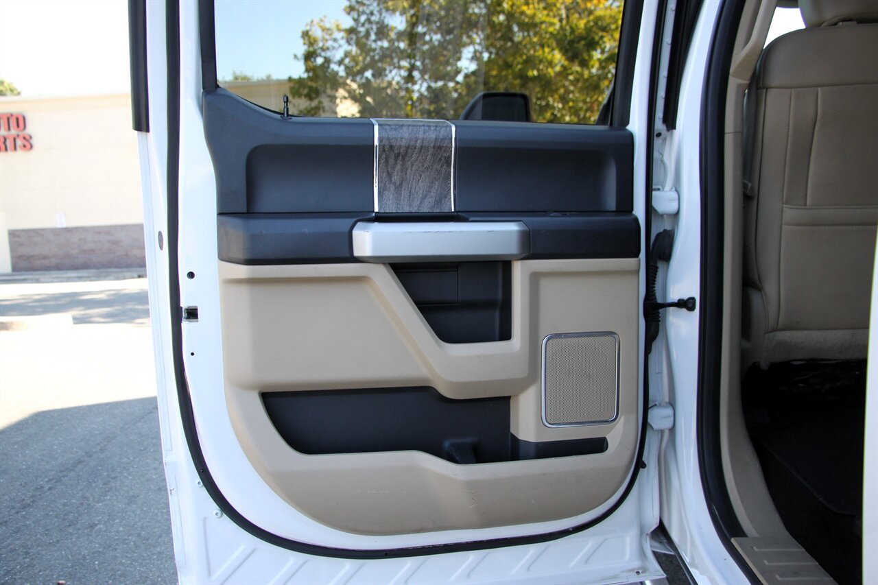 2019 Ford F-350 Lariat photo 14
