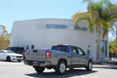 2022 Nissan Frontier SV  Crew Cab 4x2 Long Bed - Photo 6 - Dublin, CA 94568