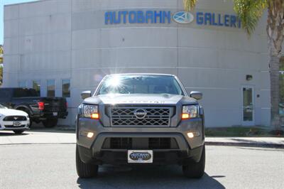 2022 Nissan Frontier SV  Crew Cab 4x2 Long Bed - Photo 2 - Dublin, CA 94568