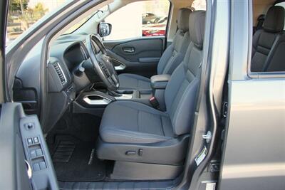 2022 Nissan Frontier SV  Crew Cab 4x2 Long Bed - Photo 15 - Dublin, CA 94568