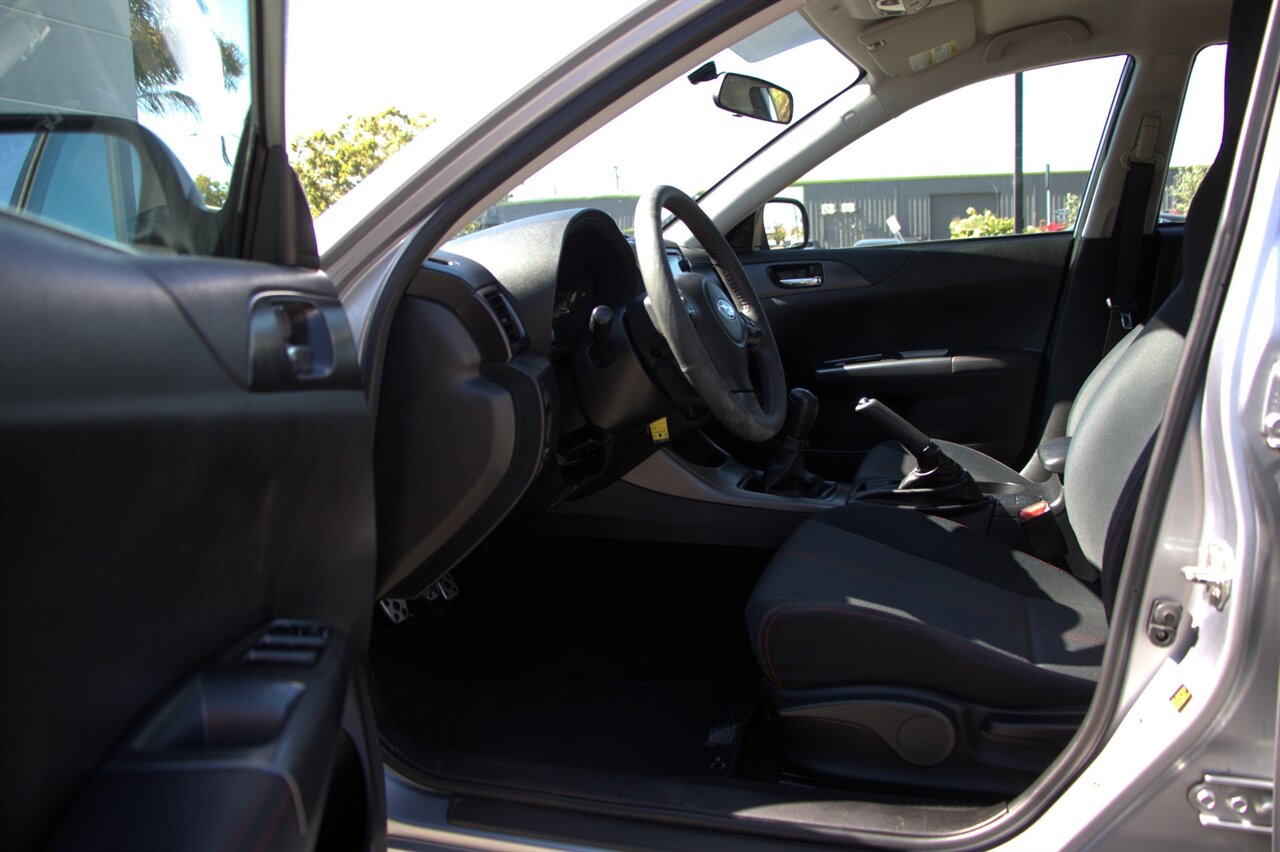 2014 Subaru Impreza WRX photo 11