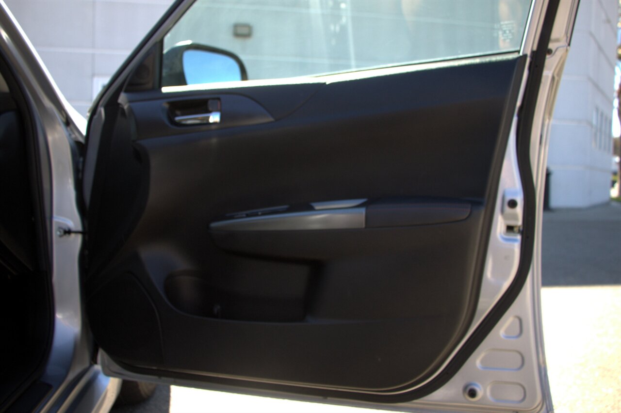 2014 Subaru Impreza WRX photo 16