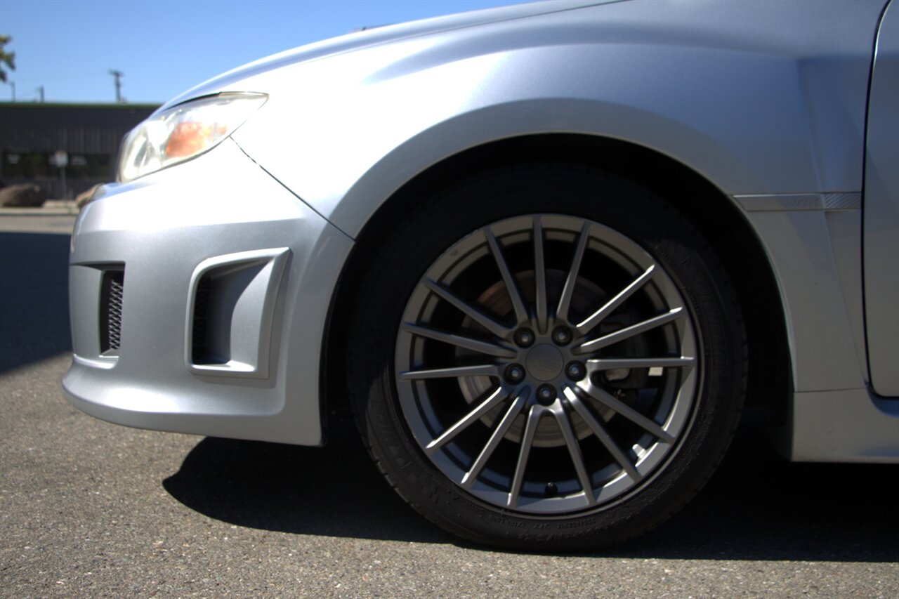 2014 Subaru Impreza WRX photo 9