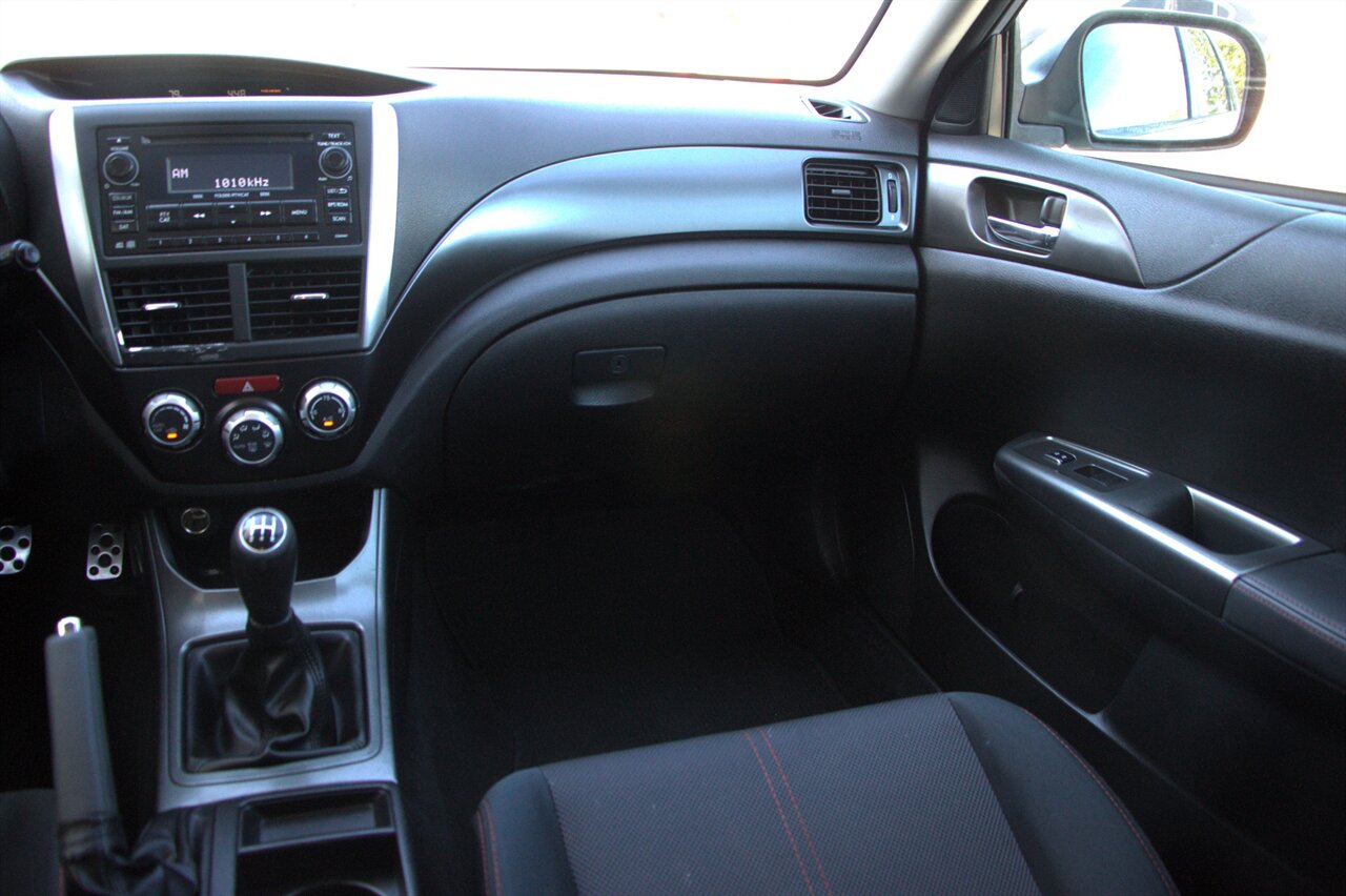 2014 Subaru Impreza WRX photo 29