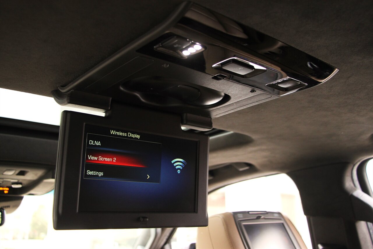2018 Cadillac Escalade Platinum photo 33