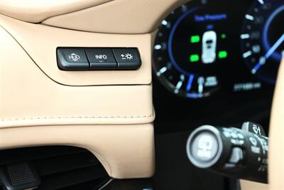 2018 Cadillac Escalade Platinum   - Photo 18 - Dublin, CA 94568