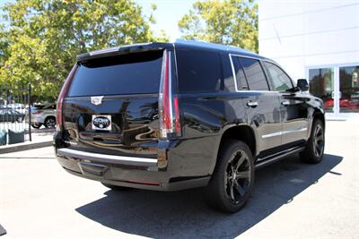 2018 Cadillac Escalade Platinum   - Photo 8 - Dublin, CA 94568