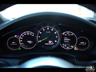 2020 Porsche Cayenne E-Hybrid  ***PREMIUM PLUS PACK*** - Photo 13 - Dublin, CA 94568