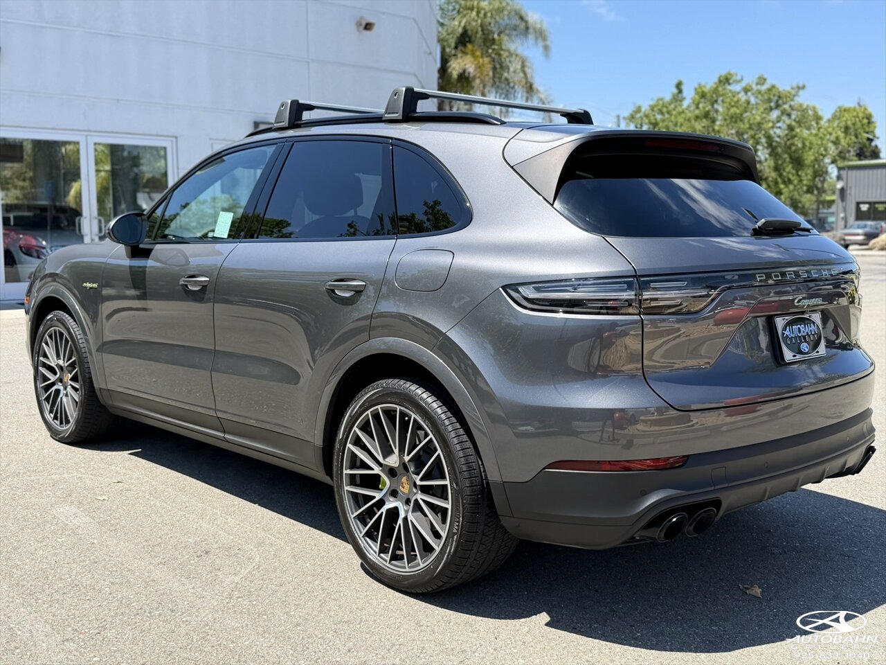 2020 Porsche Cayenne E-Hybrid ***CPO VALID SEP 26*** - Photo 8 - Dublin, CA 94568
