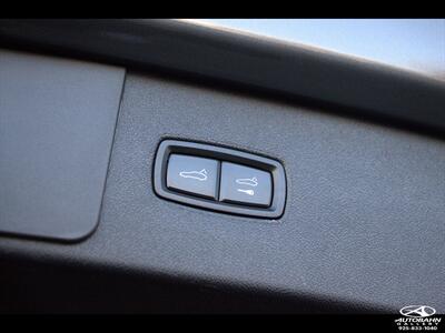 2020 Porsche Cayenne E-Hybrid  ***PREMIUM PLUS PACK*** - Photo 41 - Dublin, CA 94568