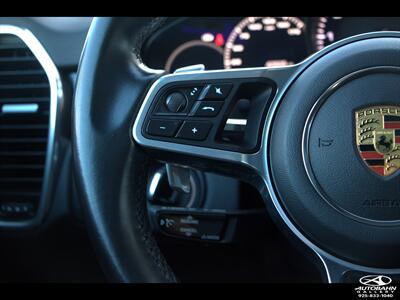 2020 Porsche Cayenne E-Hybrid  ***PREMIUM PLUS PACK*** - Photo 16 - Dublin, CA 94568