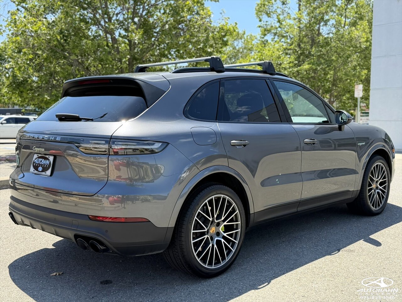 2020 Porsche Cayenne E-Hybrid ***CPO VALID SEP 26*** - Photo 9 - Dublin, CA 94568