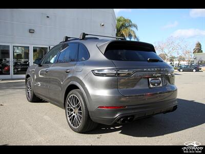 2020 Porsche Cayenne E-Hybrid  ***PREMIUM PLUS PACK*** - Photo 8 - Dublin, CA 94568