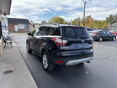 2018 Ford Escape SE   - Photo 5 - Indianapolis, IN 46222